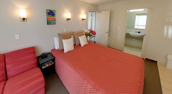Cranford Oak Motel