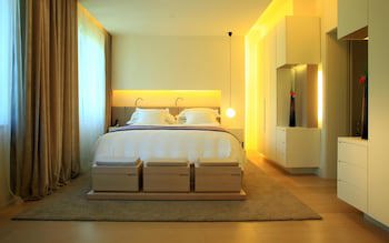 Abac Restaurant & Hotel