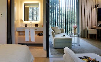 Abac Restaurant & Hotel