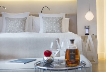 Abac Restaurant & Hotel