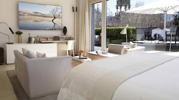Abac Restaurant & Hotel