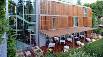 Abac Restaurant & Hotel