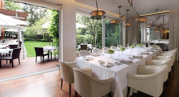 Abac Restaurant & Hotel