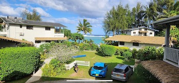 Aroa Beachside Resort