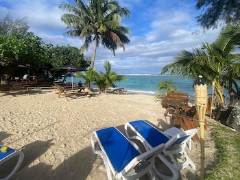 Aroa Beachside Resort