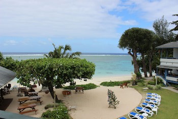 Aroa Beachside Resort