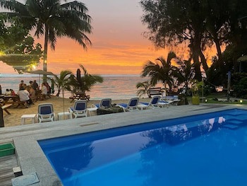 Aroa Beachside Resort
