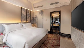 Doubletree By Hilton Putrajaya Lakeside