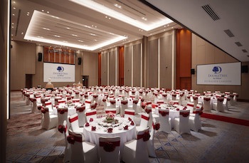 Doubletree By Hilton Putrajaya Lakeside