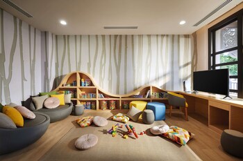 Doubletree By Hilton Putrajaya Lakeside