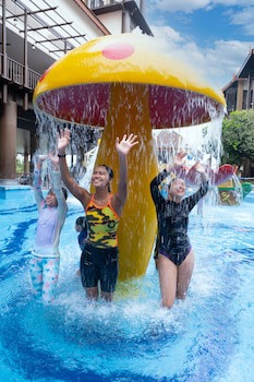 Doubletree By Hilton Putrajaya Lakeside