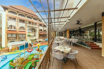 Doubletree By Hilton Putrajaya Lakeside