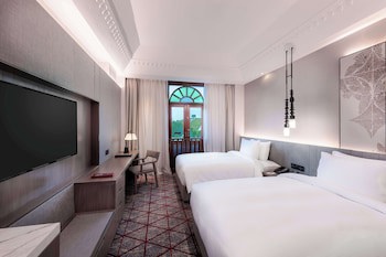 Doubletree By Hilton Putrajaya Lakeside