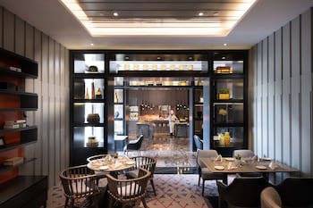 Doubletree By Hilton Putrajaya Lakeside