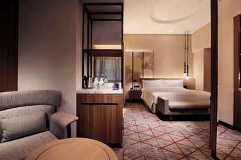 Doubletree By Hilton Putrajaya Lakeside