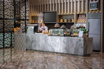 Doubletree By Hilton Putrajaya Lakeside