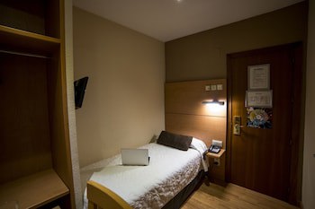 Hotel Serrano