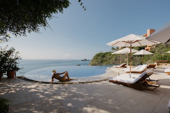 Cala De Mar Resort & Spa Ixtapa