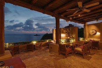 Cala De Mar Resort & Spa Ixtapa