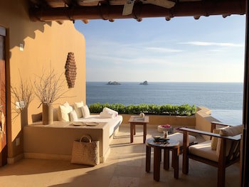 Cala De Mar Resort & Spa Ixtapa