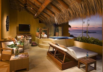 Cala De Mar Resort & Spa Ixtapa