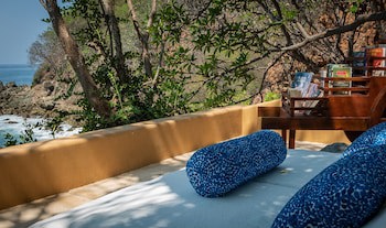Cala De Mar Resort & Spa Ixtapa