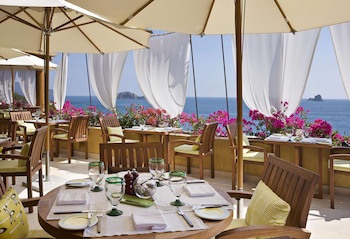 Cala De Mar Resort & Spa Ixtapa