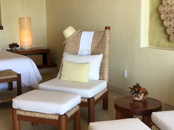 Cala De Mar Resort & Spa Ixtapa