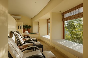 Cala De Mar Resort & Spa Ixtapa
