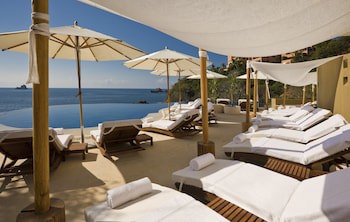 Cala De Mar Resort & Spa Ixtapa