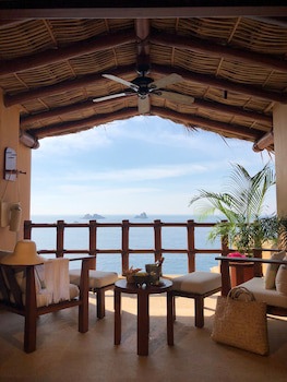Cala De Mar Resort & Spa Ixtapa
