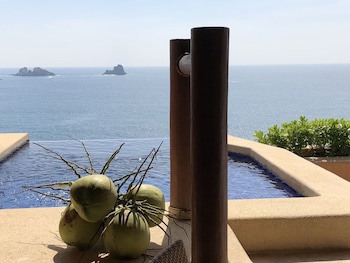 Cala De Mar Resort & Spa Ixtapa