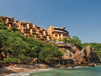 Cala De Mar Resort & Spa Ixtapa