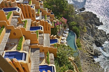 Cala De Mar Resort & Spa Ixtapa