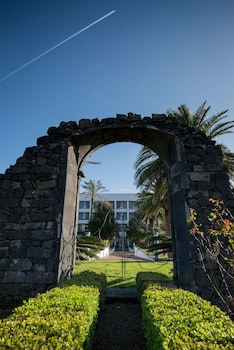 Azoris Royal Garden