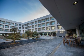 Azoris Royal Garden