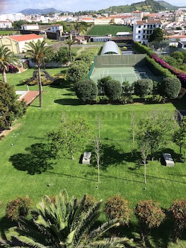 Azoris Royal Garden