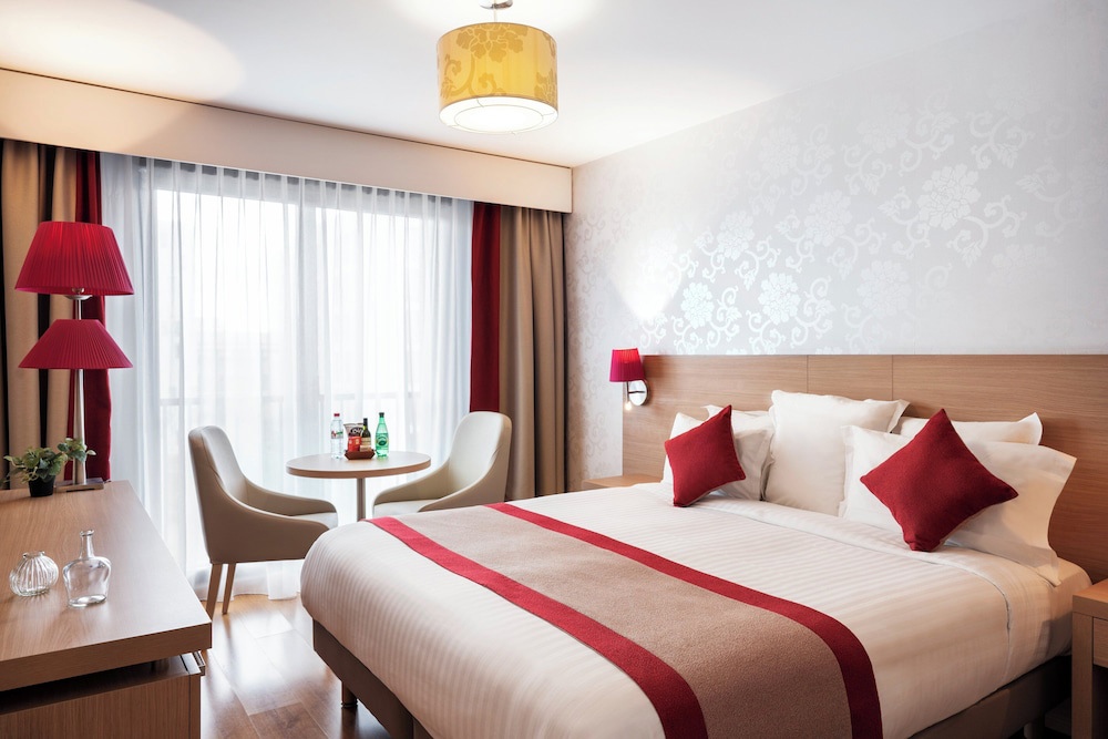 Residhome Aparthotel Paris Evry