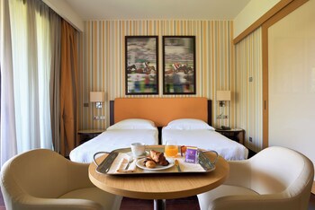 UNAHOTELS Varese galeri fotoğrafı