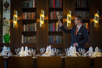Clayton Hotel Dublin Airport