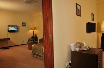 Ramada By Wyndham Katunayake Colombo International Airport