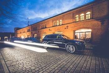 City Park Hotel & Residence