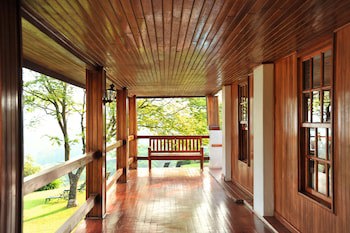 Coach House Hotel & Spa