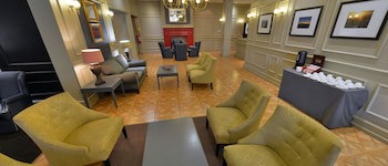 Coach House Hotel & Spa