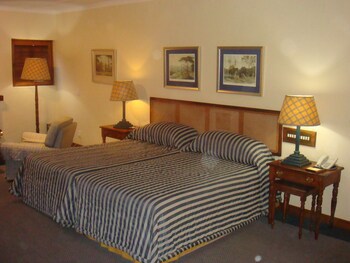Coach House Hotel & Spa