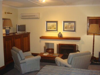 Coach House Hotel & Spa