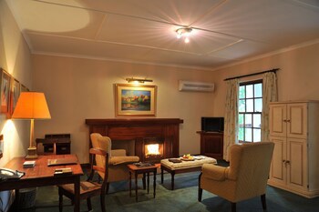 Coach House Hotel & Spa