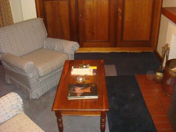 Coach House Hotel & Spa
