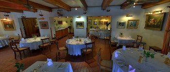 Coach House Hotel & Spa