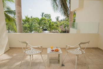 Privilege Aluxes Isla Mujeres Adults Only